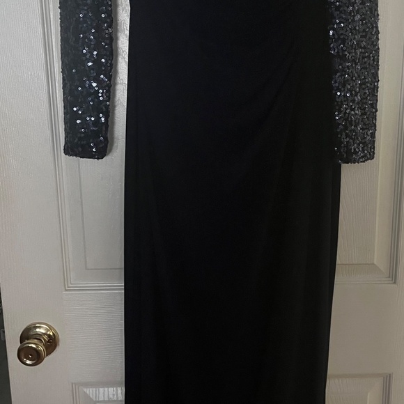 Navy Blue Mother of the Bride Dress - Picture 2 of 7